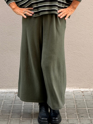 Pantaló de punt — cama ampla