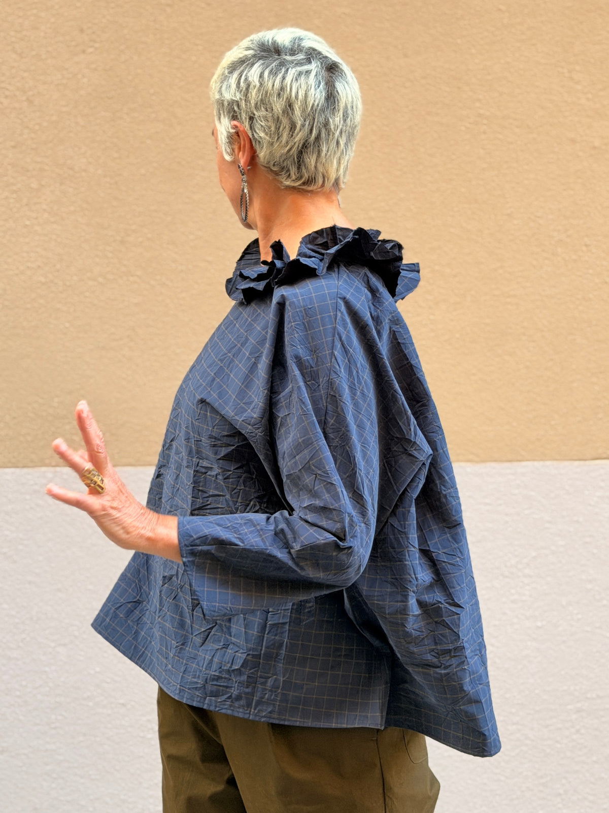 Camisa de quadres — coll de volants
