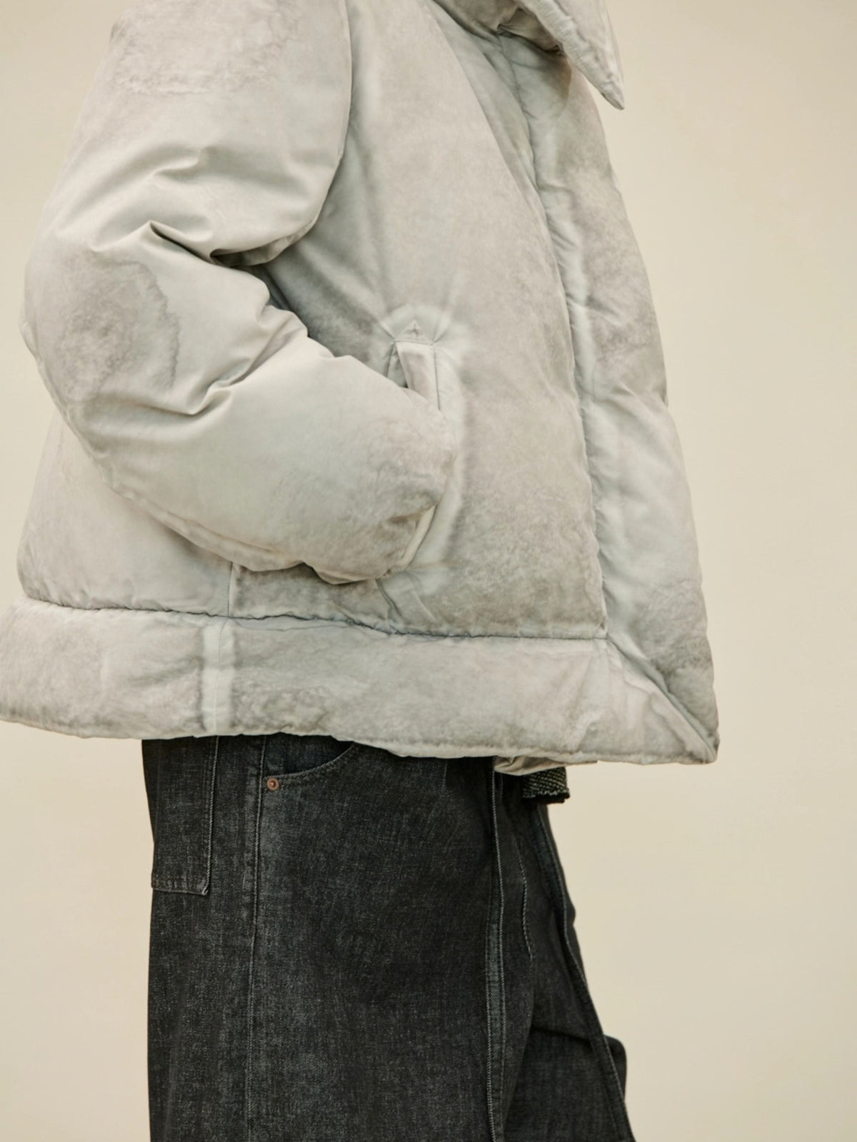 Down jacket — stand-up collar and dye effect