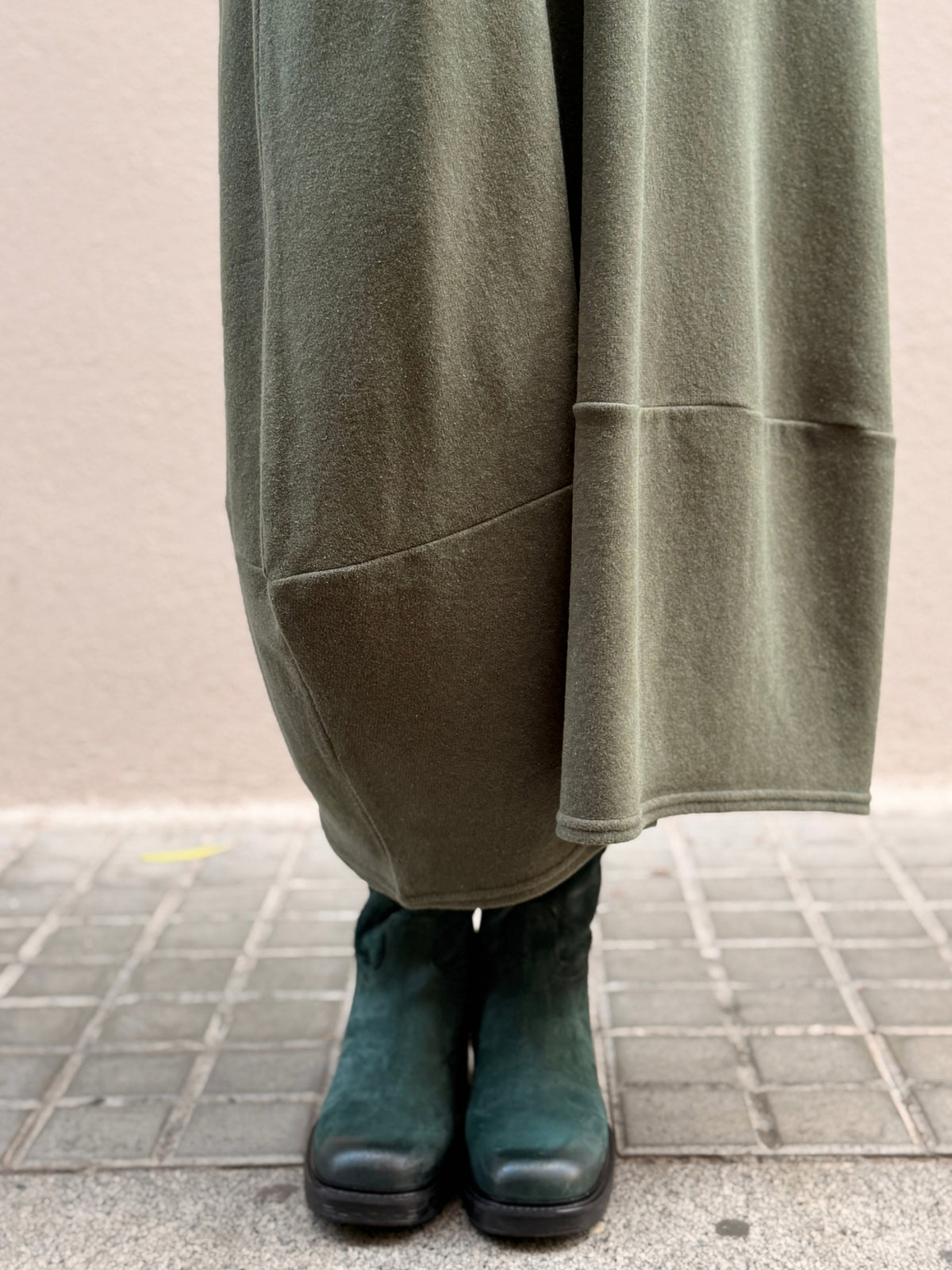 Vestido de punto — silueta cocoon