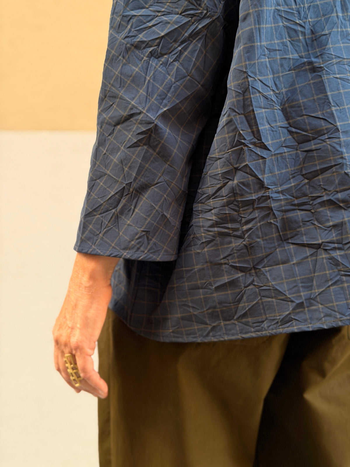 Camisa de quadres — coll de volants
