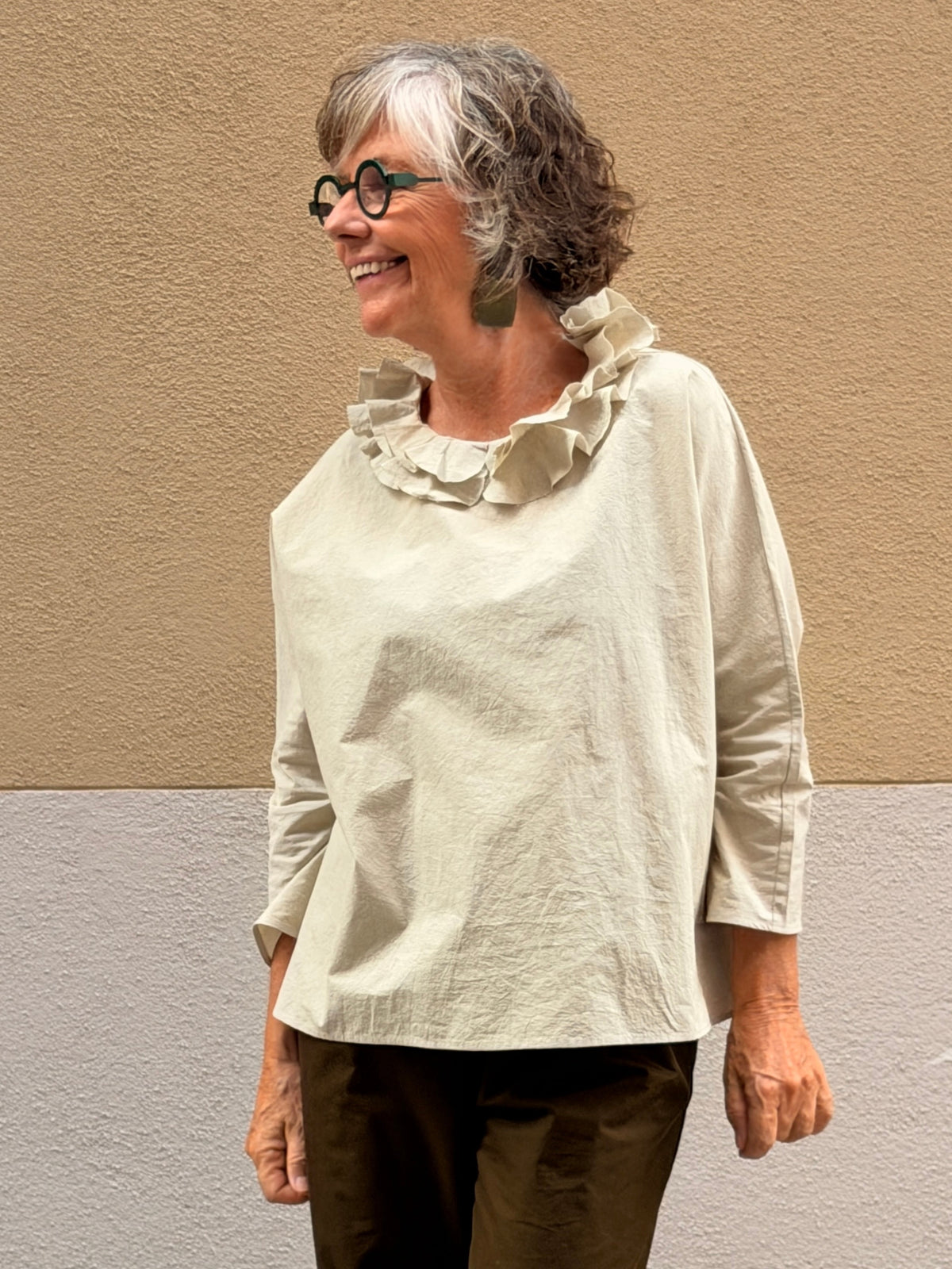 Camisa oversize — coll de volants
