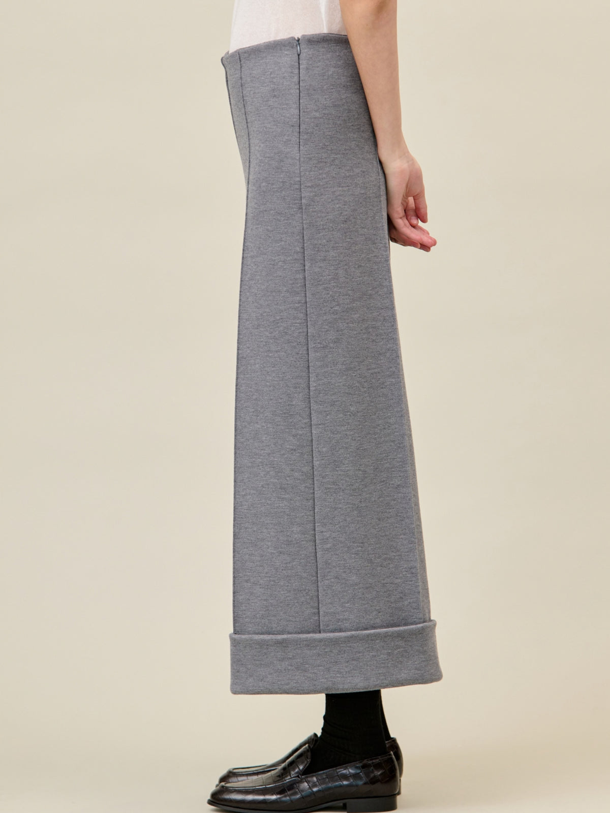7/8 knit trousers — high-rise waist