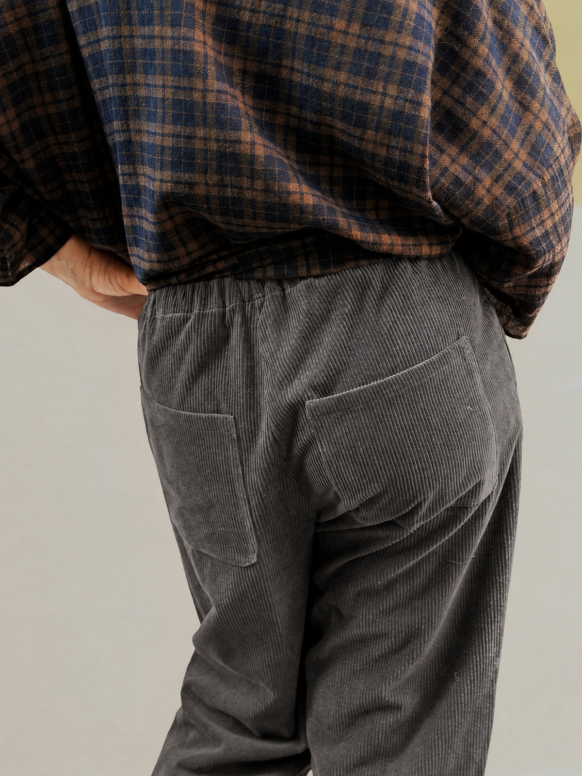 Pantalón de pana — cintura elástica