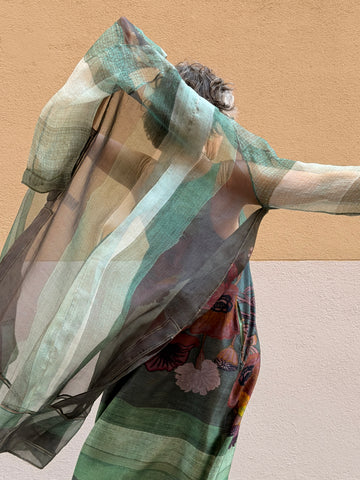 Abrigo ligero de organza de seda estampado