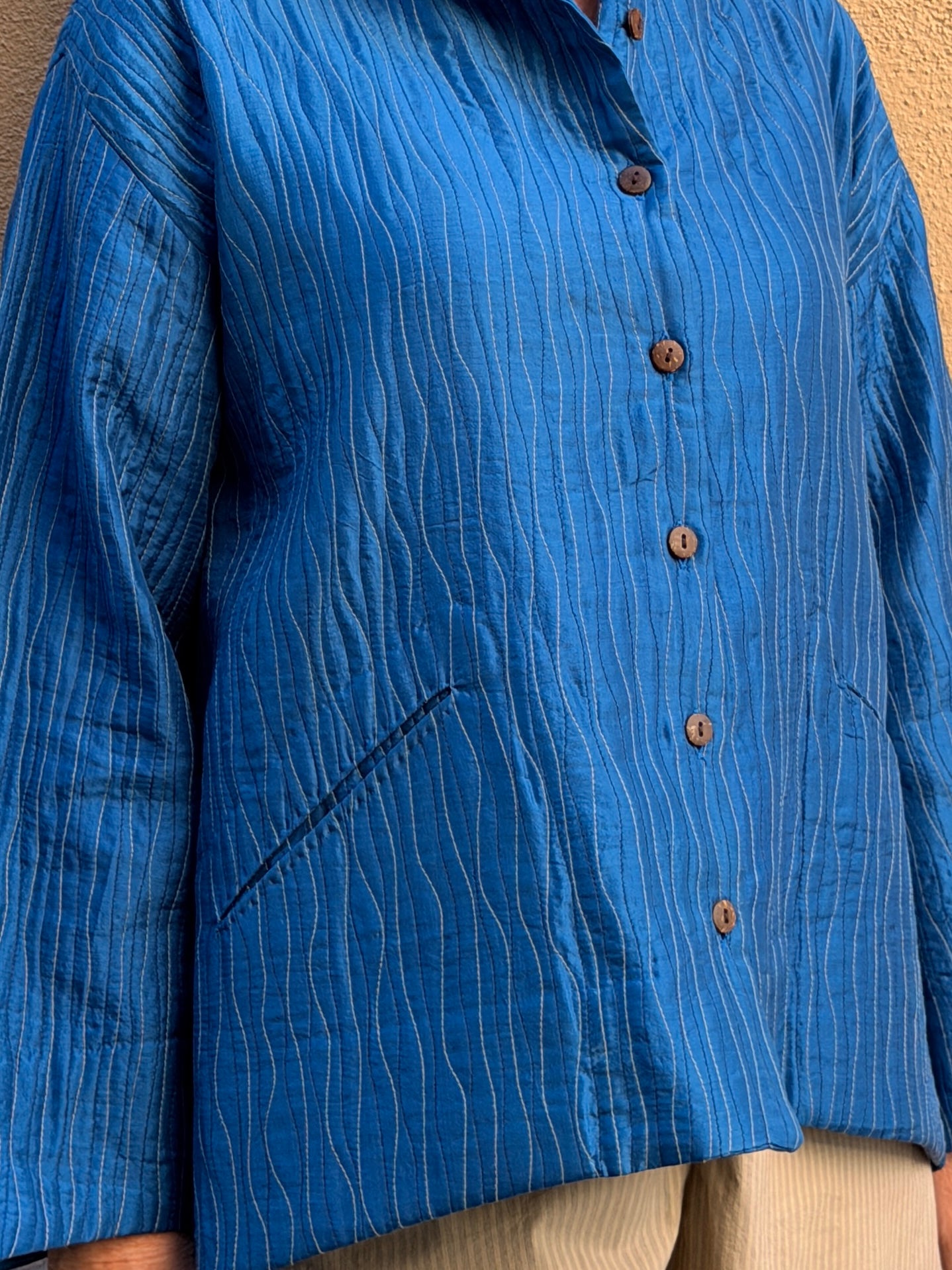 Chaqueta de seda natural