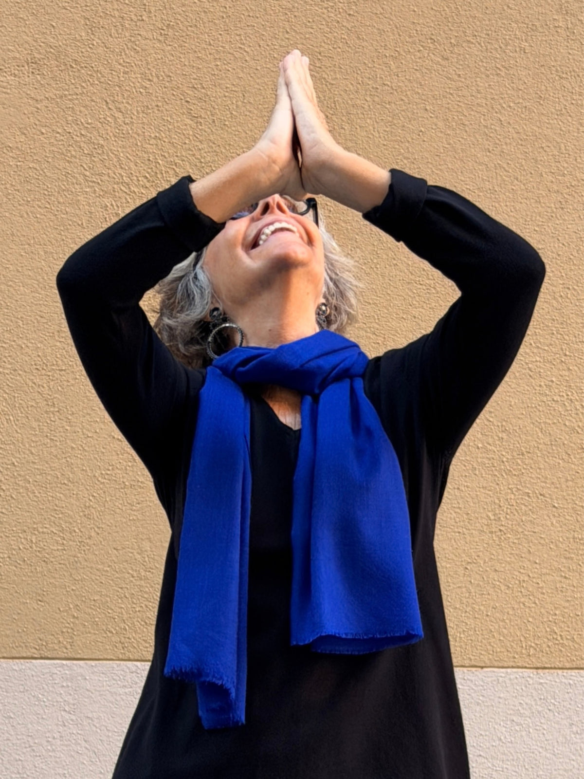 Plain cashmere scarf