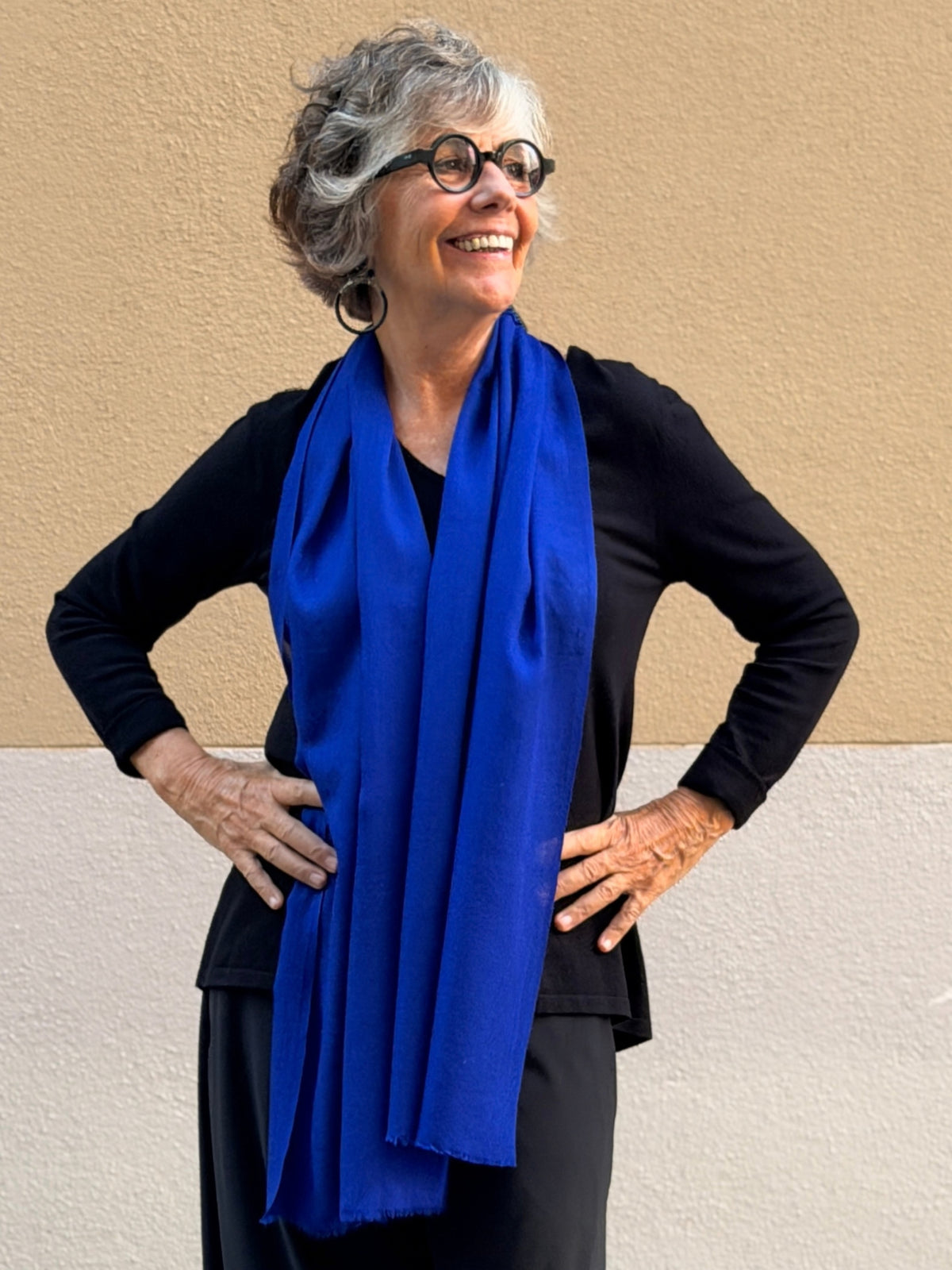 Plain cashmere scarf