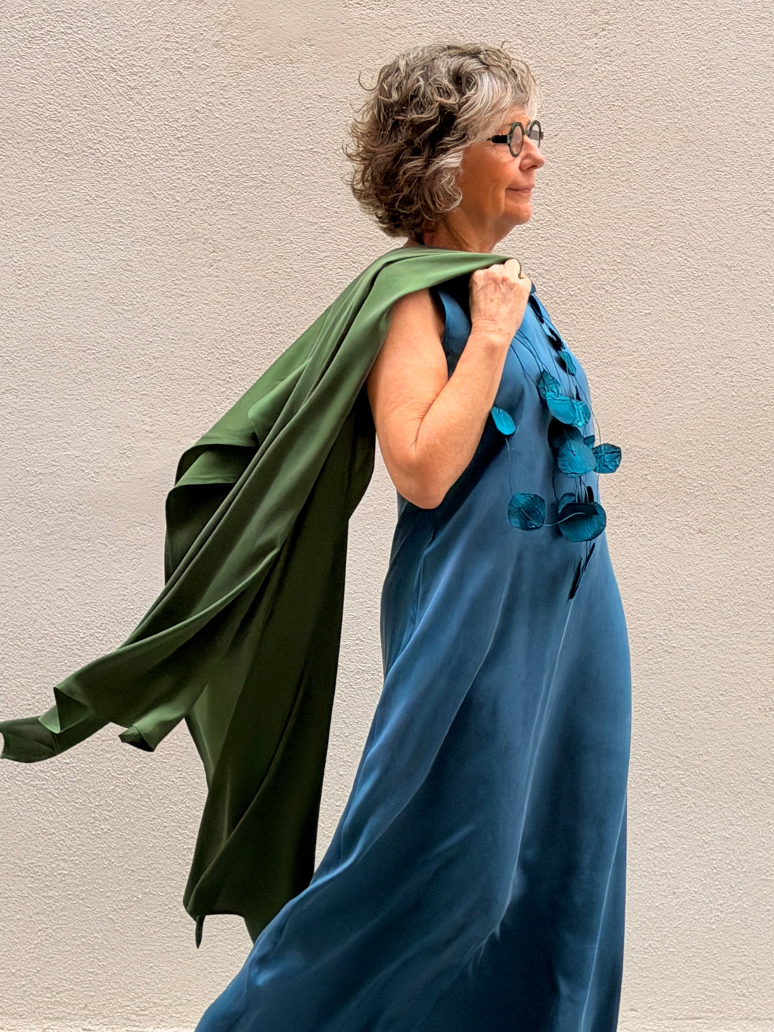 Vestit Monik de seda rentada