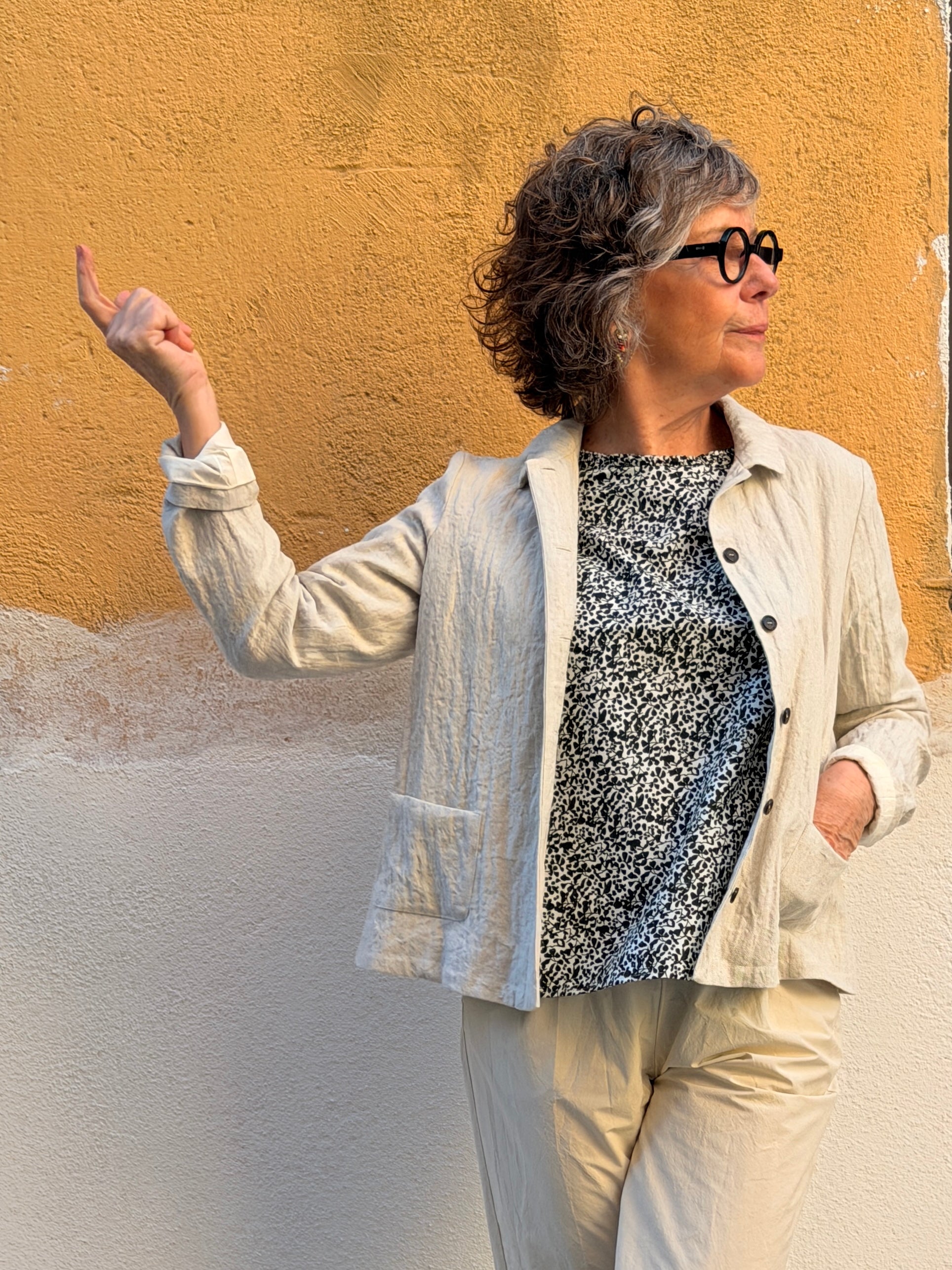 Chaqueta ligera de algodón y lino con textura