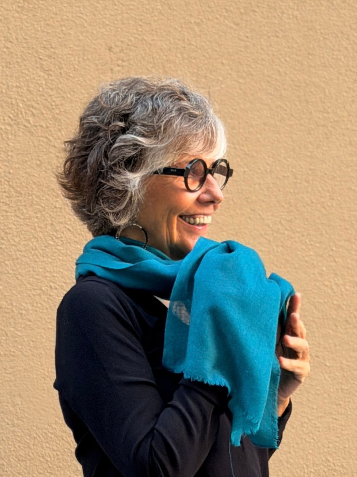 Plain cashmere scarf