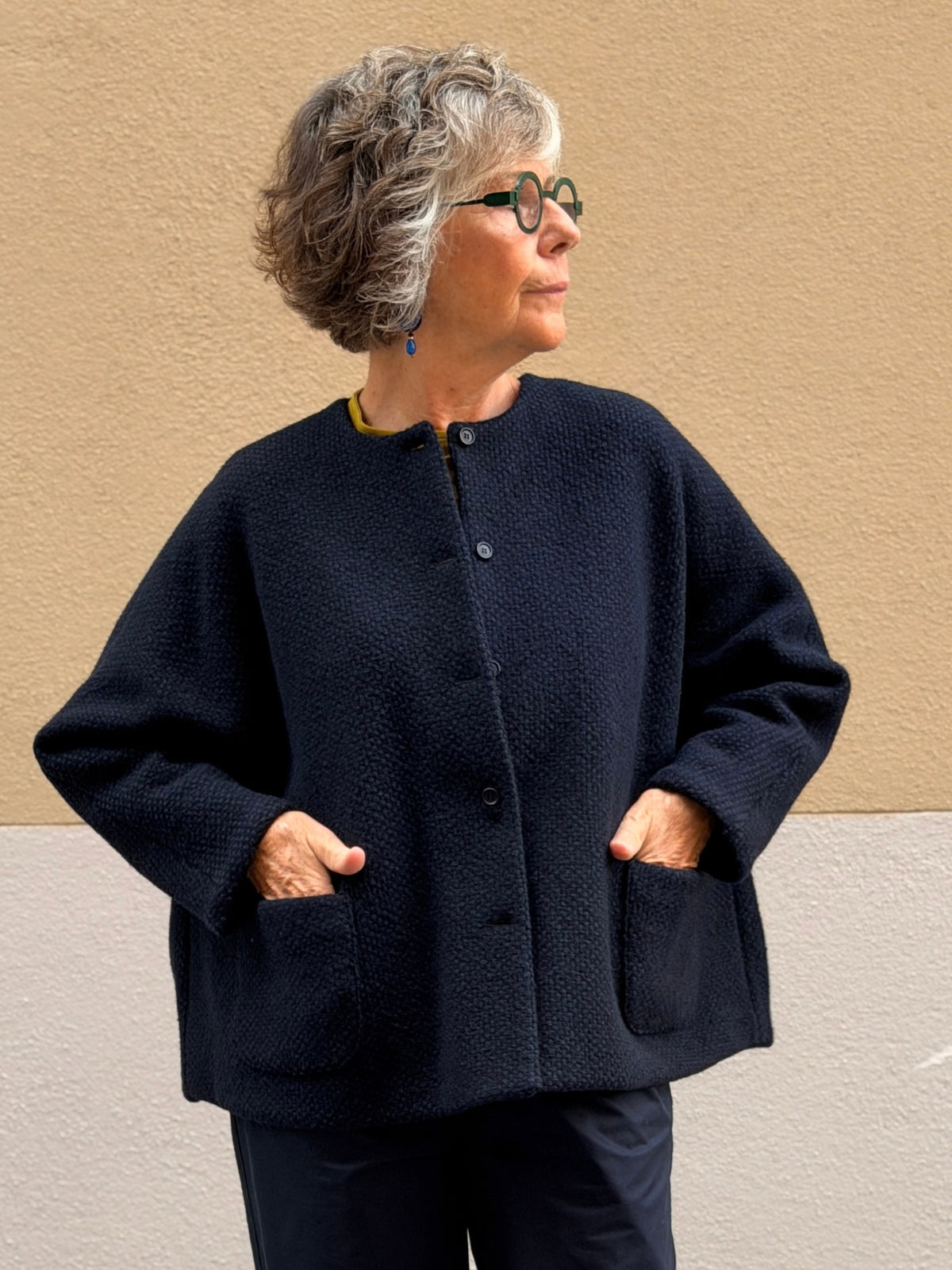 Jaqueta de llana — línia evasé i coll rodó