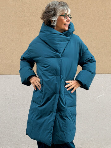Down coat — hood and water-repellent