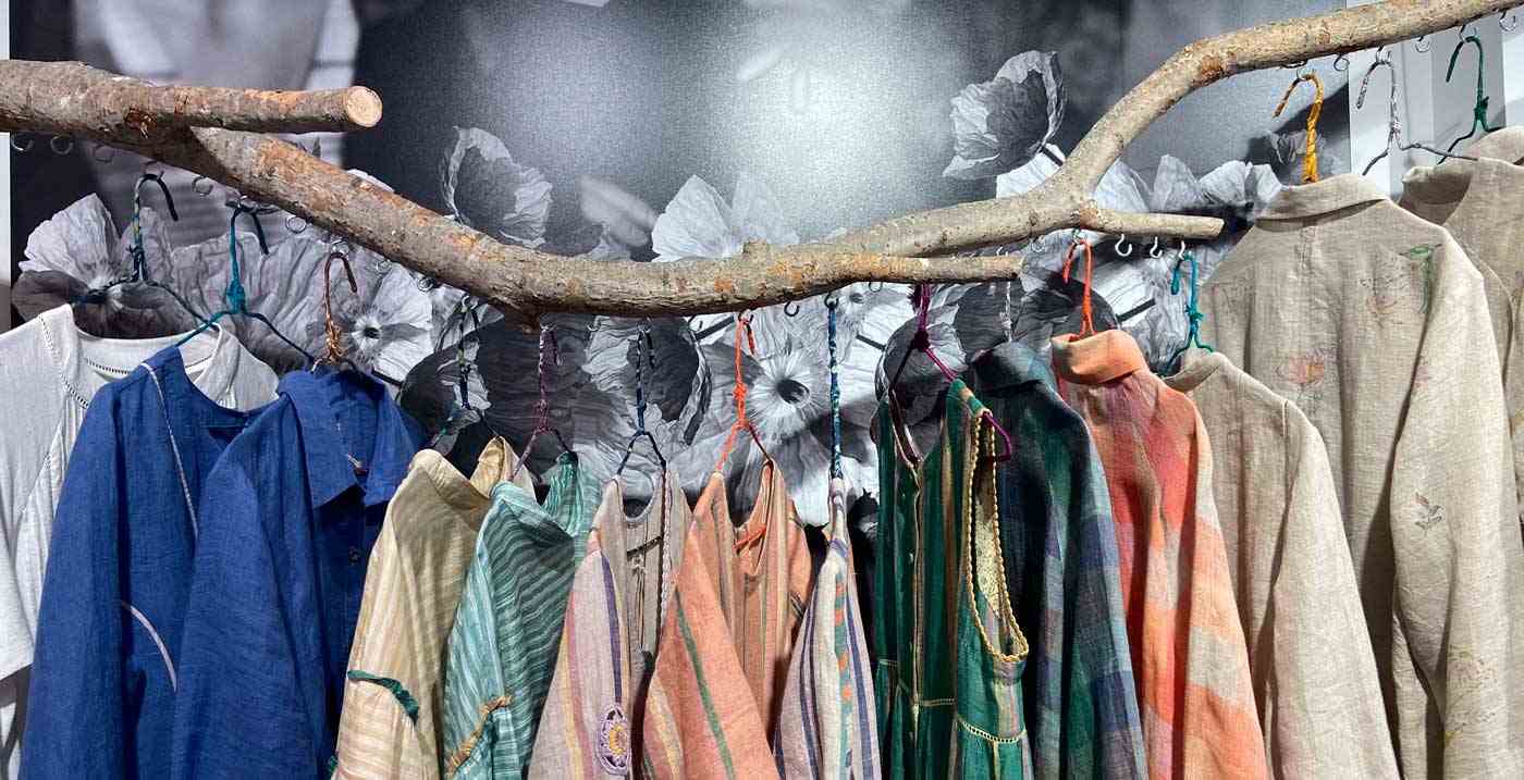 slider image slider_item_meq7tC